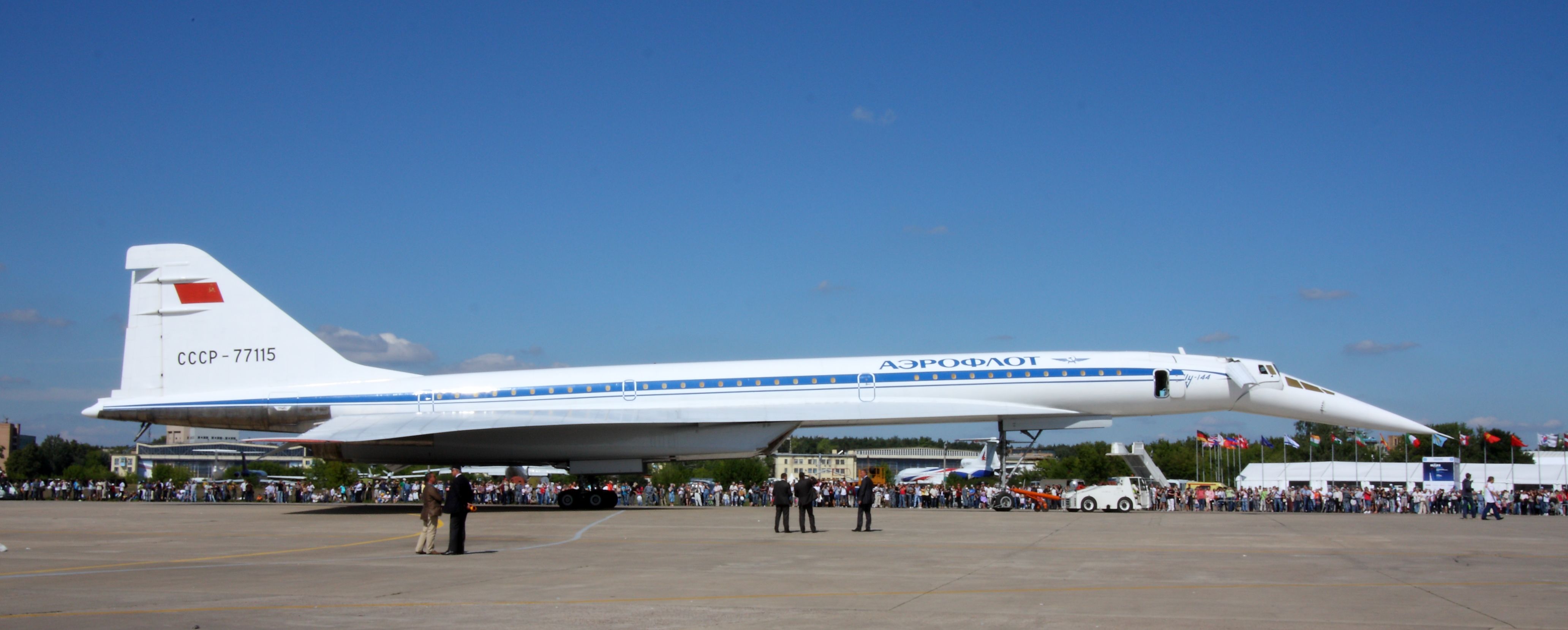 Tupoljev Tu-144
